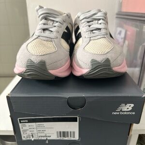 Unisex New Balance WRPD Beige & Grey | Size: 6-Mens, 7.5-Womens